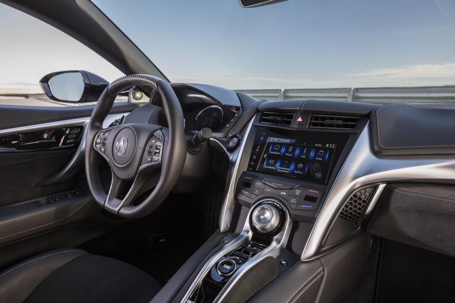 Интерьер Acura NSX 2016 года  (NA) (фото 138 из 286)